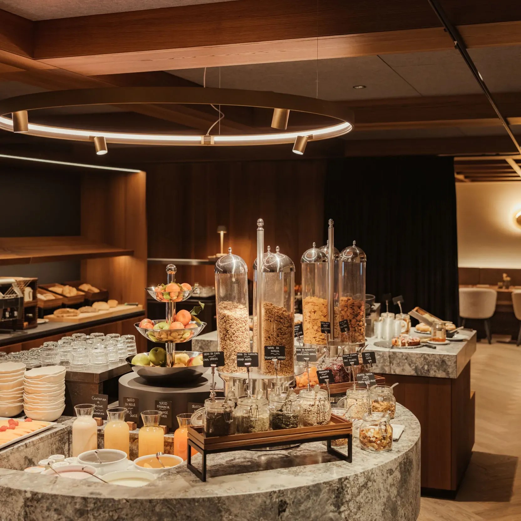 Alex Moling Oswald 17